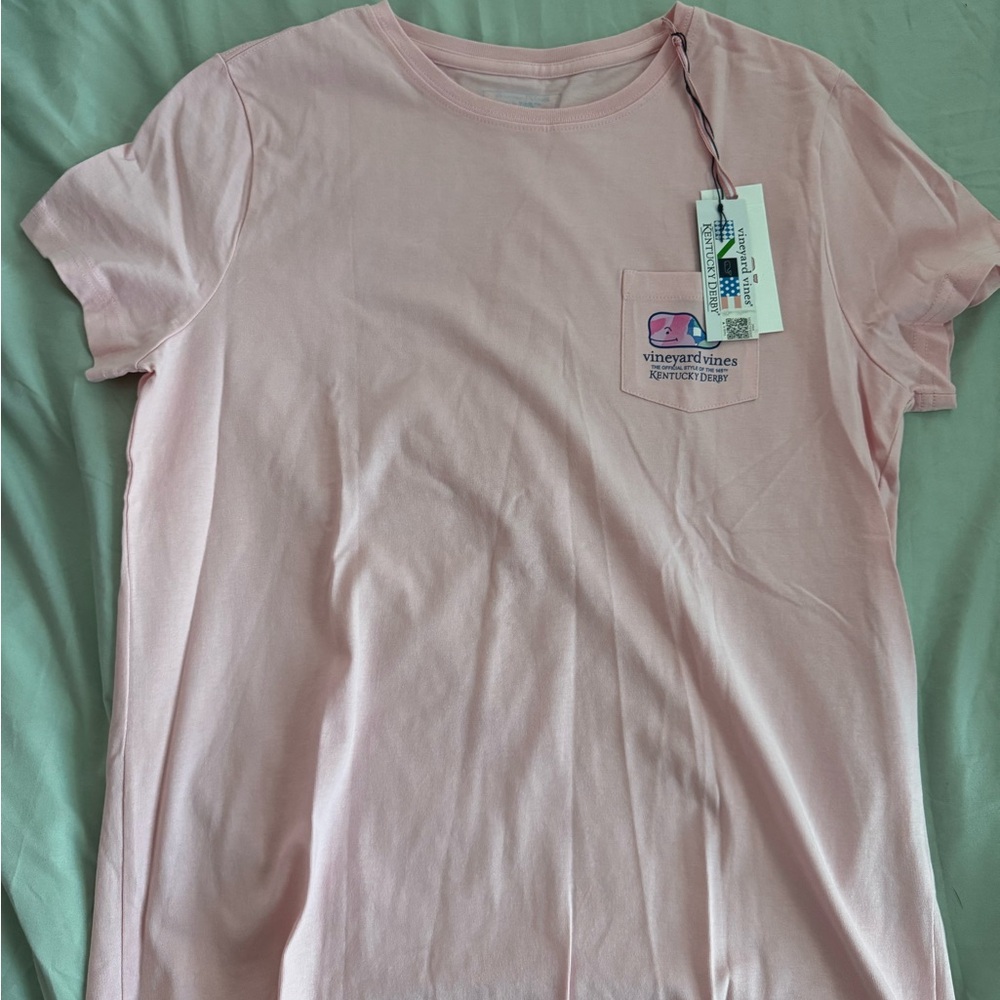 Vineyard Vines 145th Kentucky Derby Pink Short Sleeve Tee Medium NWT
